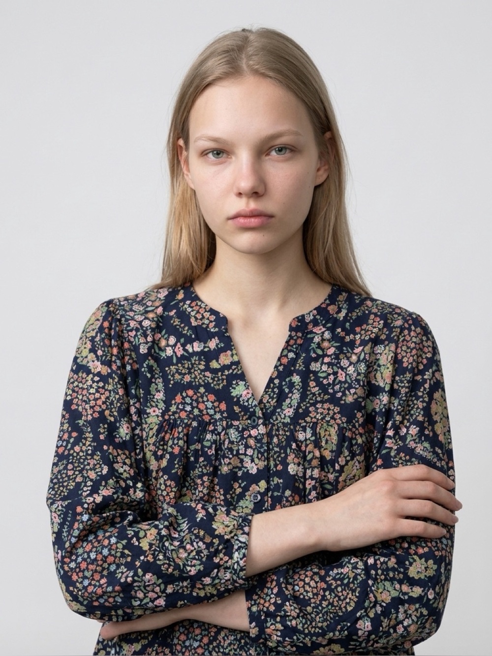 NWOT H&M Size 14 Navy Blue Peasant Blouse with Floral Print